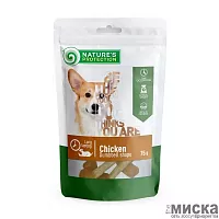 Лакомства для собак из сыромятной кожи и курицы. Pamlsok Natures P Snack dog с куриной гантелью 75 г. Подходит для чистки зубов.